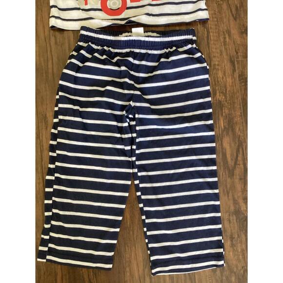 Set - Picture 2 of 4